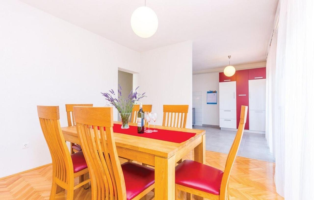 Big White Apartment Novi Vinodolski Ngoại thất bức ảnh