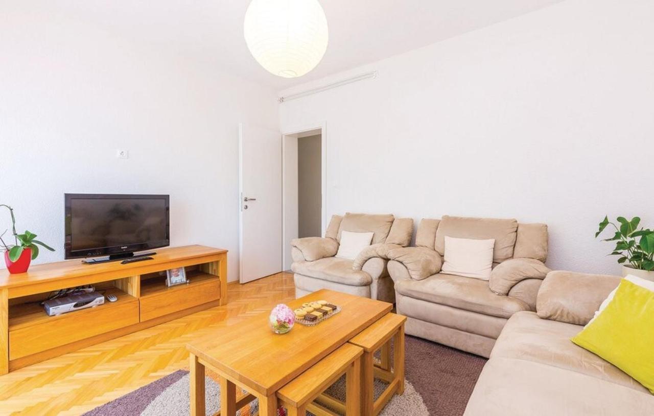 Big White Apartment Novi Vinodolski Ngoại thất bức ảnh