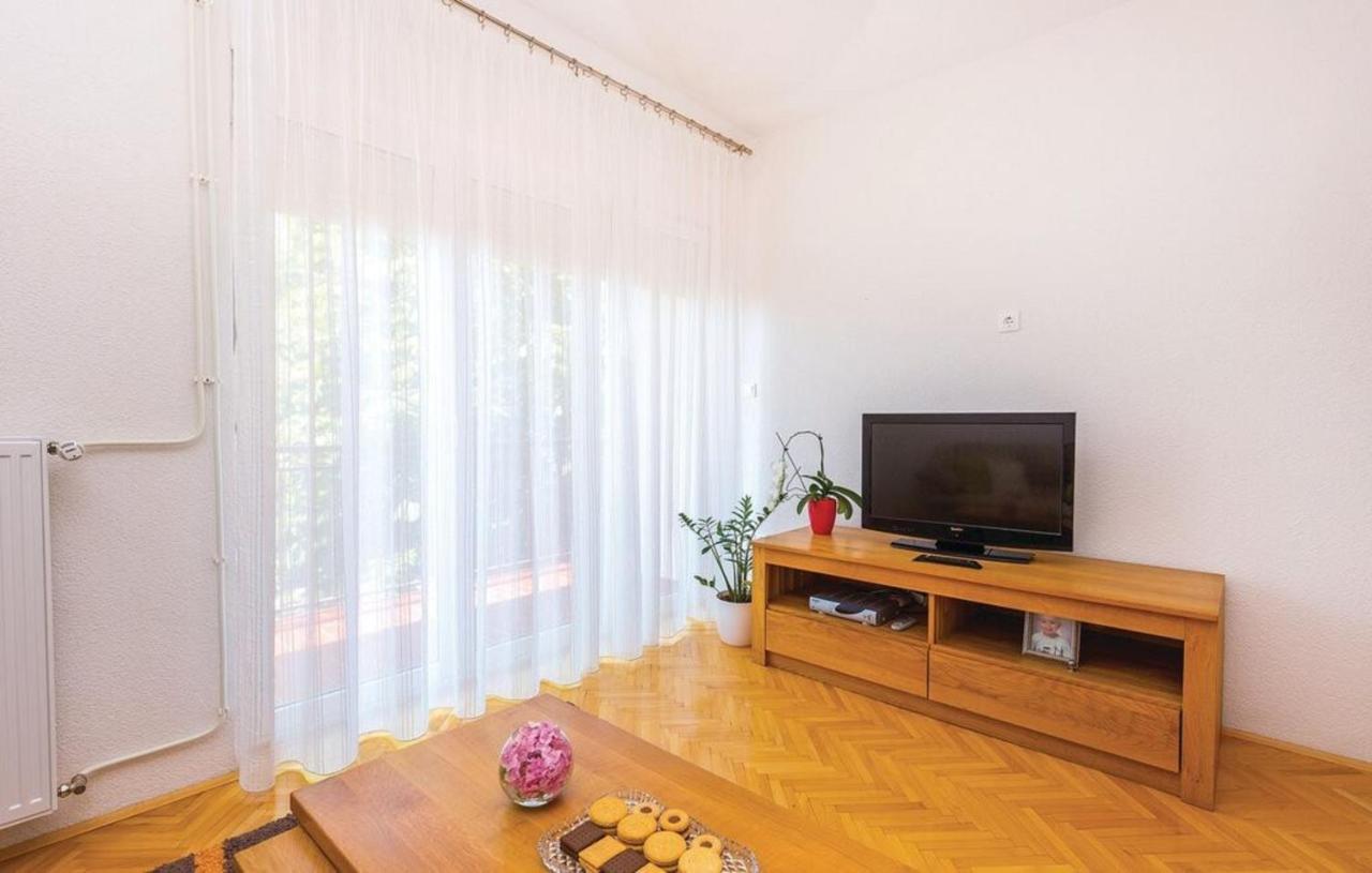 Big White Apartment Novi Vinodolski Ngoại thất bức ảnh